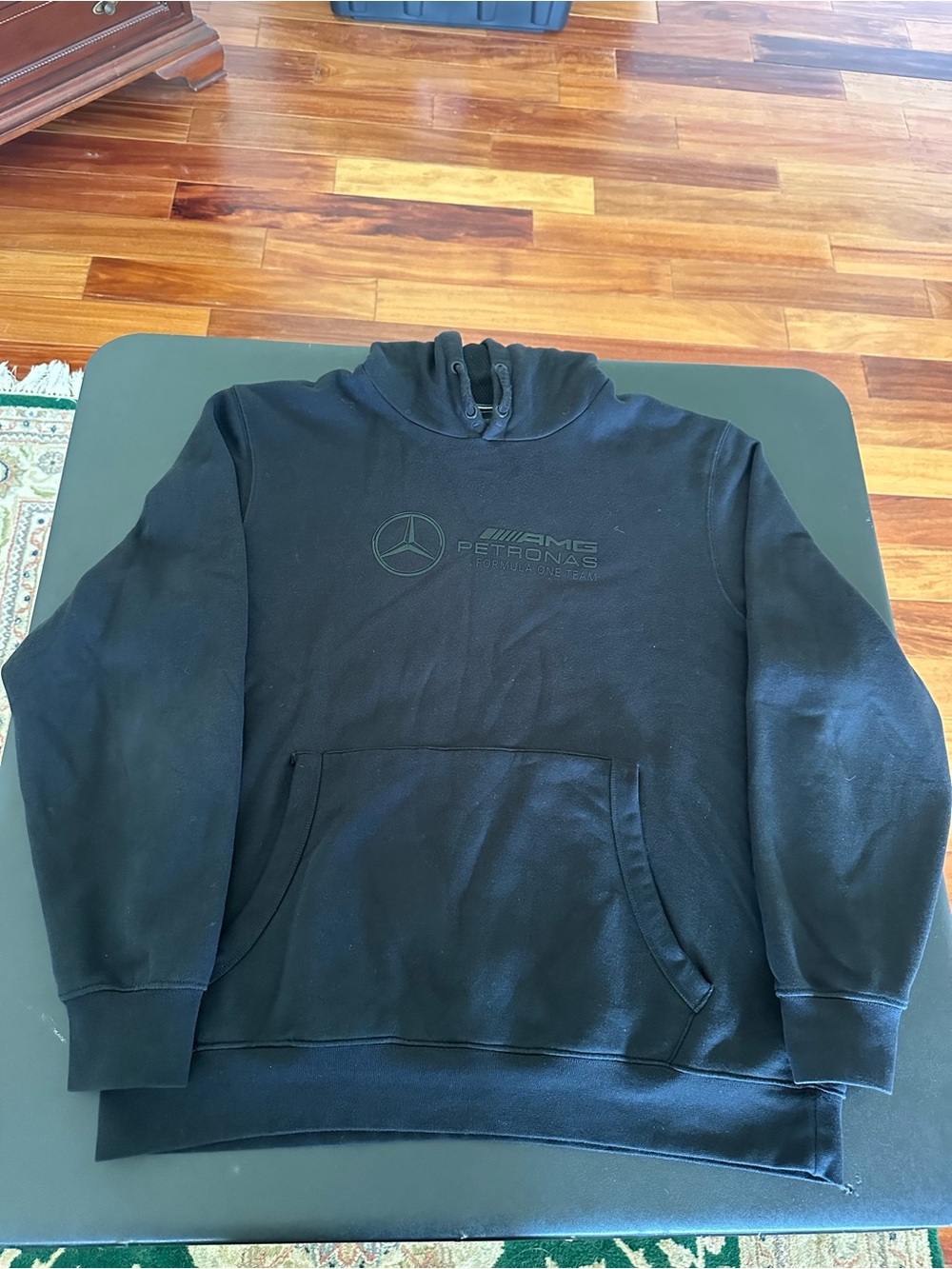 Mercedes AMG Petronas Black Pullover Hoodie Formula 1 Team Men’s XXL